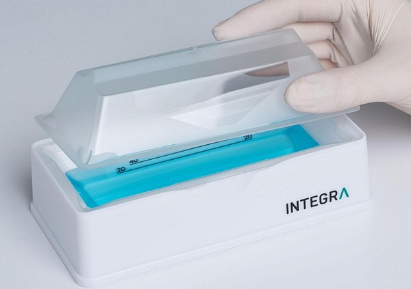 Integran 300 ml 96/384-reagenssikaukalon kannet, steriili